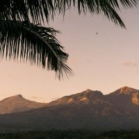 Lombok - sopka Rinjani bohužel jen zespoda. Výstup na vrchol s průvodci je hodně drahý.